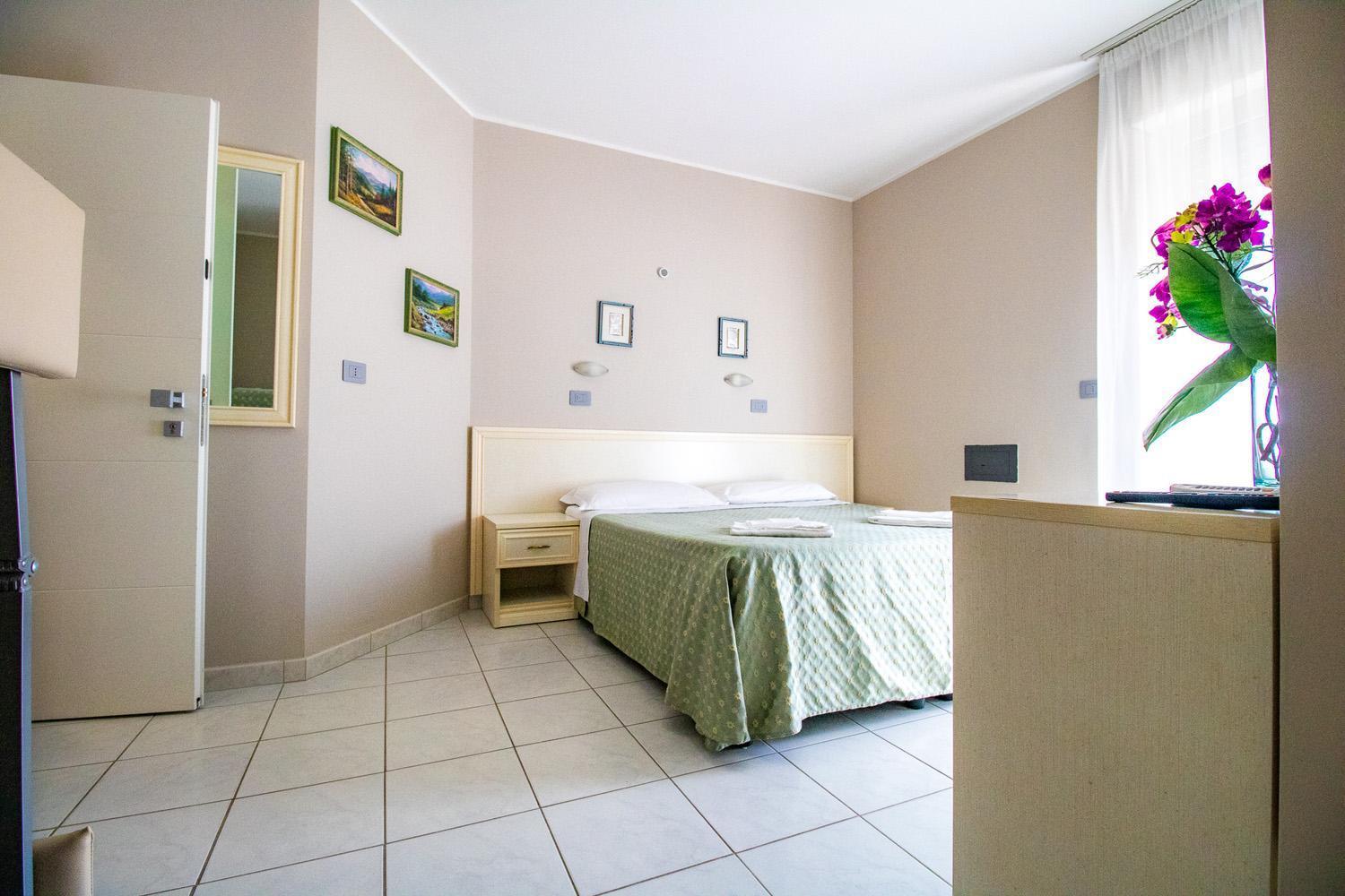 Di Matteo Hotel Roseto Degli Abruzzi Exterior photo